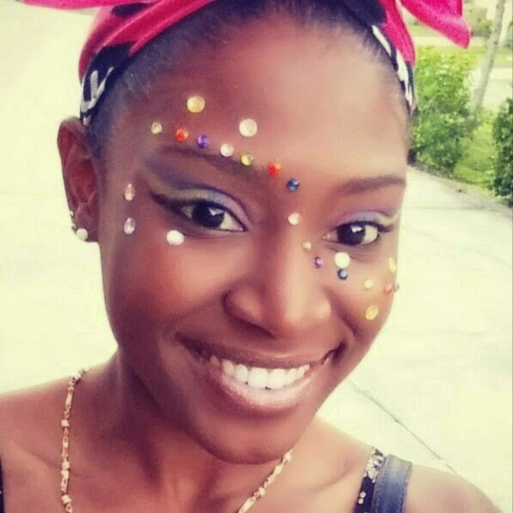 Meet your Posher, Rhea-simone